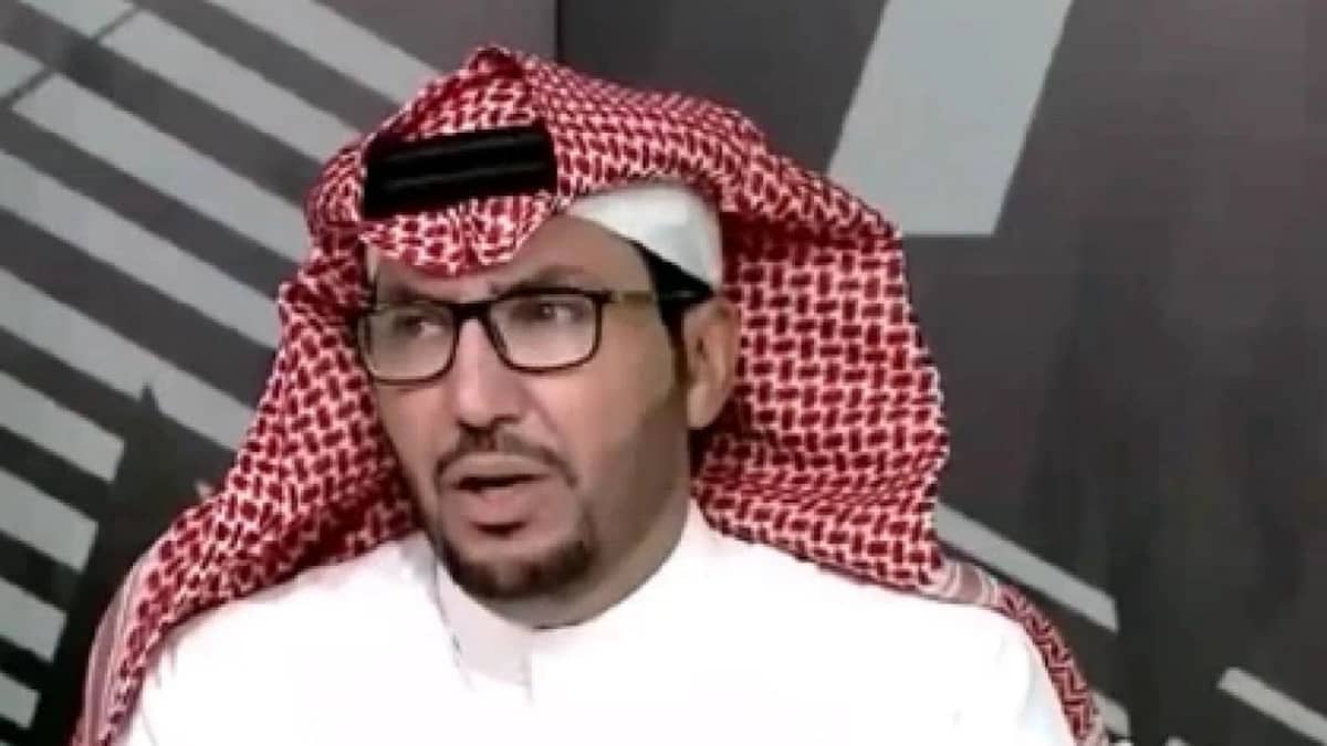 الروقي: غرور بعض لاعبي الهلال كاد أن يحرمهم  الفوز