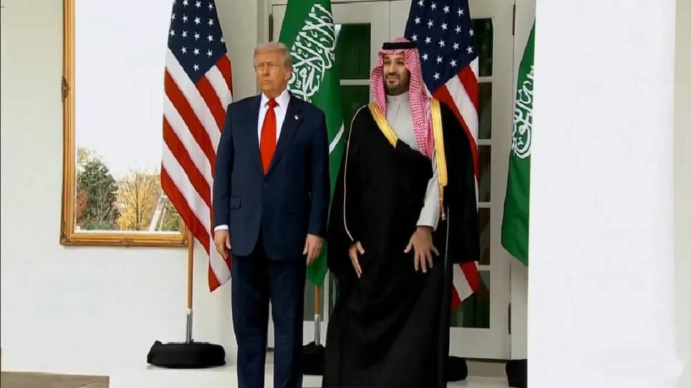 صورة تذكارية تجمع ولي العهد بالرئيس الأميركي ترامب.. فيديو