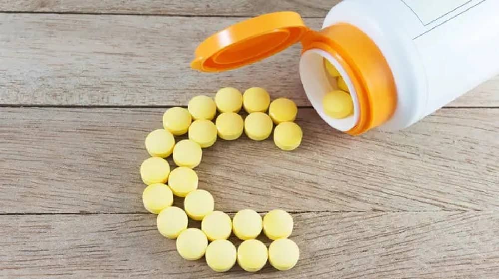 الجرعات الزائدة من فيتامين سي تهدد الكلى والجهاز الهضمي