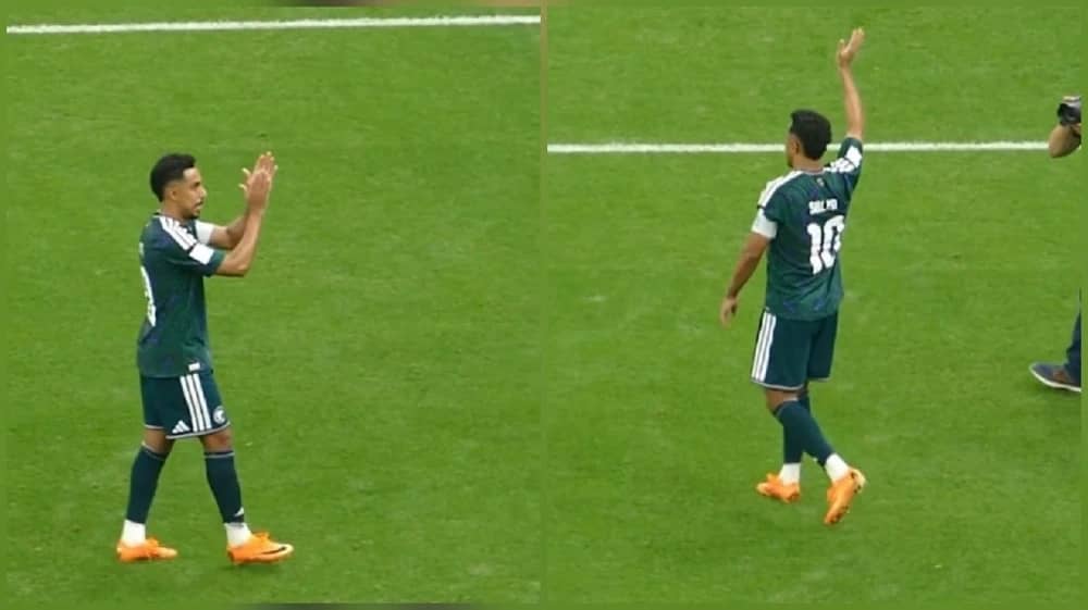 جماهير الأخضر تحتفل بسالم الدوسري بعد الفوز.. فيديو