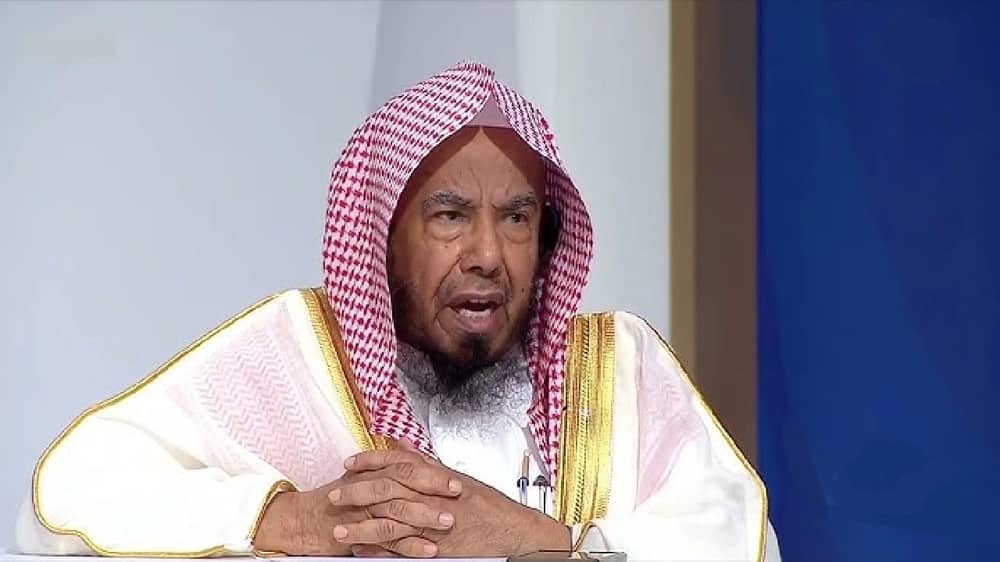 المطلق: حديث "من أتى عرّافًا" يحذر من الكهانة وتصديق العرافين.. فيديو