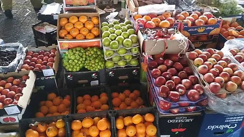 ضبط 175 مخالفة في أسواق الخضار والفواكه بالمدينة المنورة