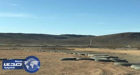 بالصور.. إزالة تعدي مواطن على أرض بيضاء بالمدينة