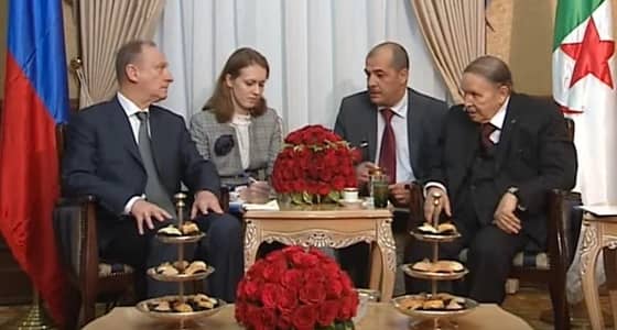 شاهد.. ظهور الرئيس الجزائري بعد شائعة تدهور حالته الصحية