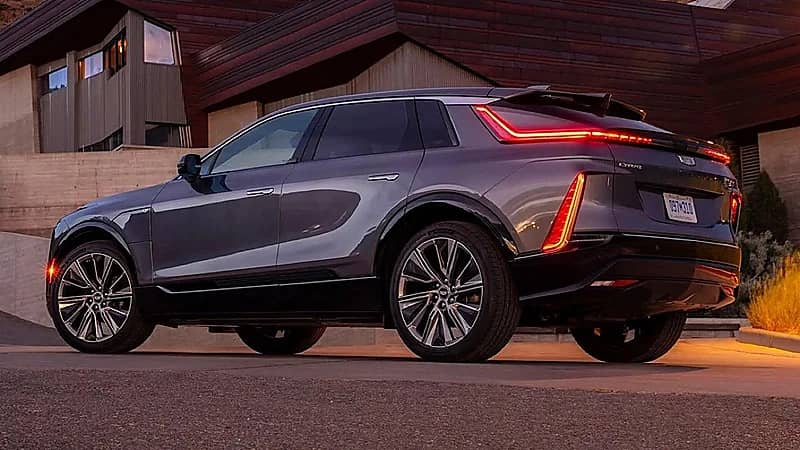 بالصور.. كاديلاك تطرح سيارة ليريك الكهربائية الفاخرة