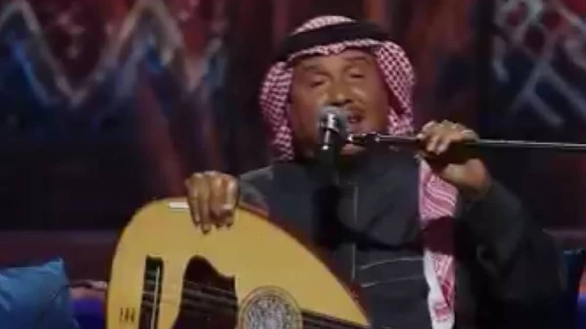 محمد عبده للجمهور: قصرت معكم سامحوني والجمهور يرد بحب .. فيديو