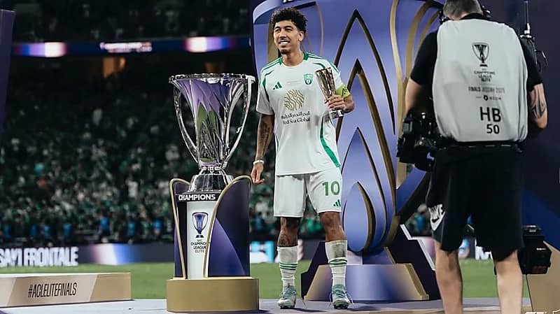 ريال مدريد يفاوض مهاجم الأهلي