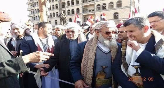 أمام جامع الصالح كان عميلًا للحوثين