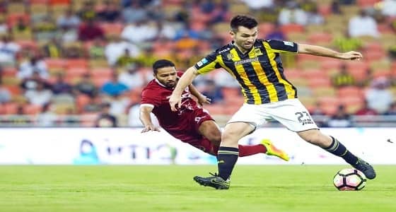 بعثة الاتحاد تصل دبي استعدادا لكأس الملك