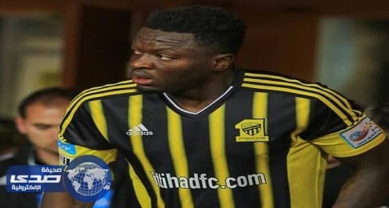 رئيس الفيفا يتضامن مع الغاني «مونتاري» بعد إيقافه بسبب إساءة عنصرية