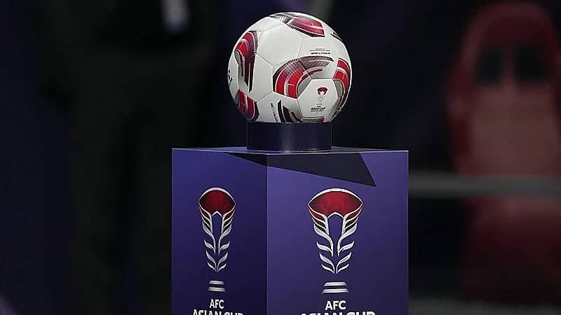 استبعاد 22 حكما من كأس آسيا