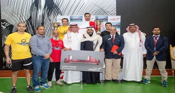 بالصور.. تتويج أبطال تنس الطاولة في " وقت اللياقة "