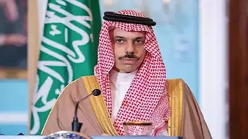 وزير الخارجية يتلقى اتصالًا هاتفيًا من نظيره البريطاني