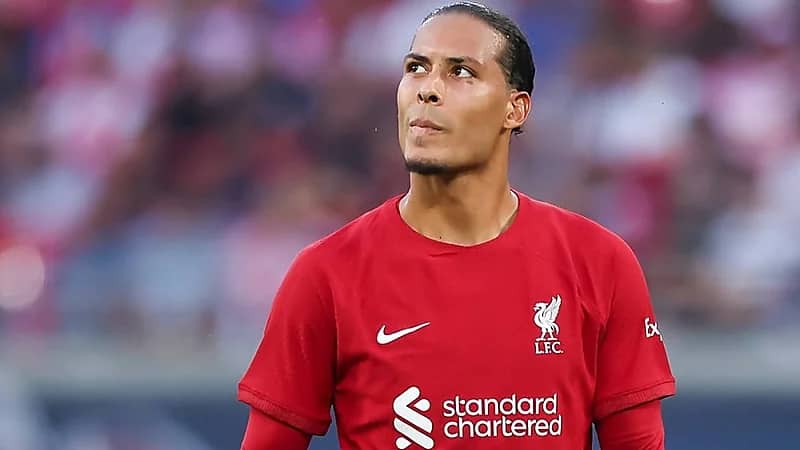 القادسية يقدم عرضاً لضم مدافع ليفربول