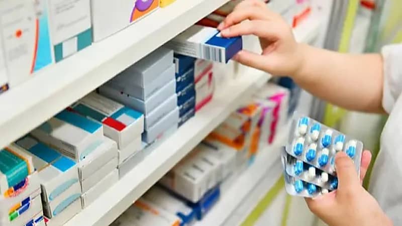 معاقبة 13 منشأة صيدلية بأكثر من 400 ألف ريال لمخالفتها نظام التتبع الإلكتروني