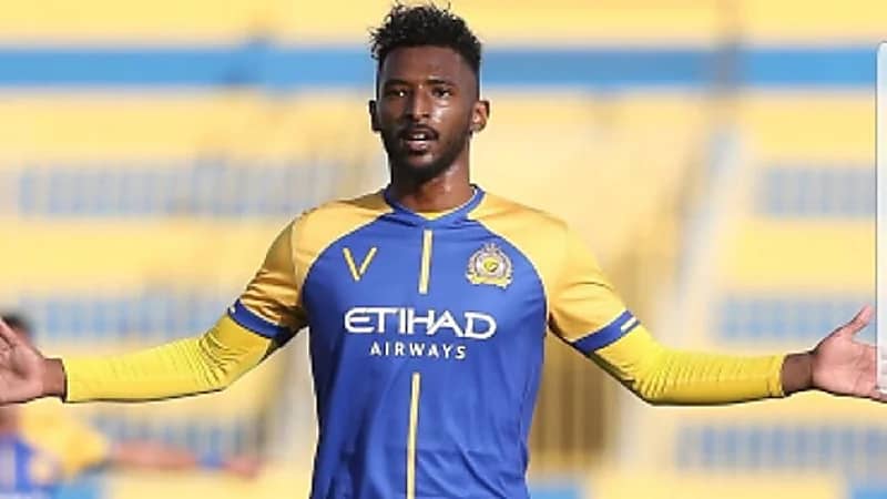 إدارة النصر تتلقى 3 عروض رسمية لخطف "فراس البريكان"