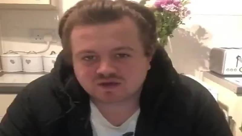 بالفيديو.. ‏البريطاني الناجي من الغرق: بفضل مساعدة تركي الشمري ابنتي تراني الآن حي أمامها