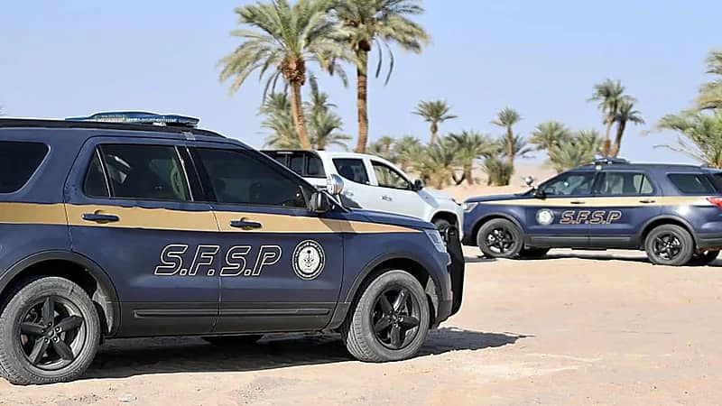 ضبط مخالفَين لنظام البيئة لاستغلالهما الرواسب في تبوك