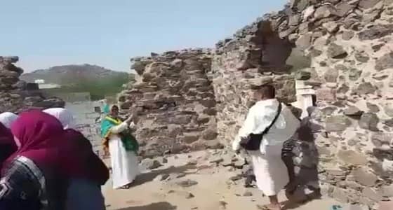 شاهد.. موقع " صلح الحديبية " يتحول إلى مزار للخرافات