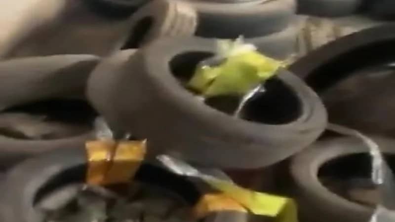 بالفيديو.. التجارة تضبط 2500 إطار سيارات منتهي الصلاحية وتغلق 3 محال مخالفة بنجران