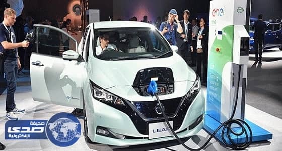 عرض نيسان ليف لأول مرة عربياً بمعرض دُبي الدولي للسيارات