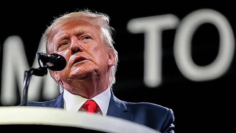 مكتب التحقيقات الفيدرالي يداهم منزل ترامب