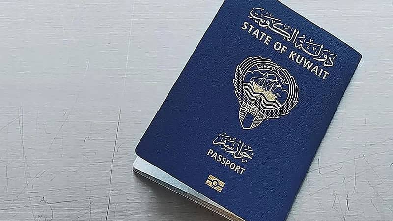 سحب الجنسية الكويتية من شيوخ قبائل من شمر وعنزة