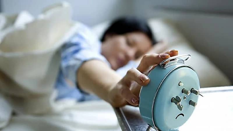 خبراء يحذرون من "الغفوة": مضرة بالقلب