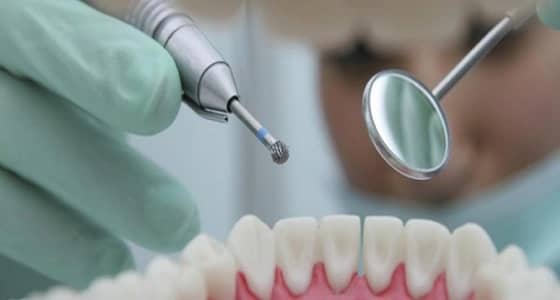 ضبط " دهان " امتهن العمل بطب الأسنان في الرياض
