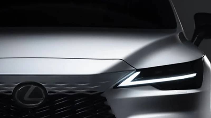 بالصور.. لكزس تكشف عن تفاصيل سيارة الدفع الرباعي RX موديل 2023
