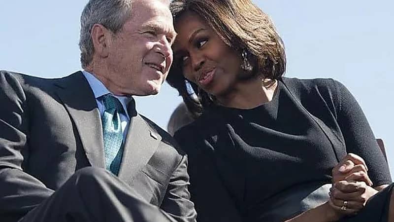 زوجة أوباما عن علاقتها ببوش الابن:"أنا أحبه حتى الموت"