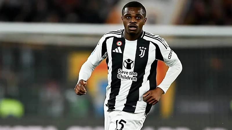 إيقاف مدافع يوفنتوس