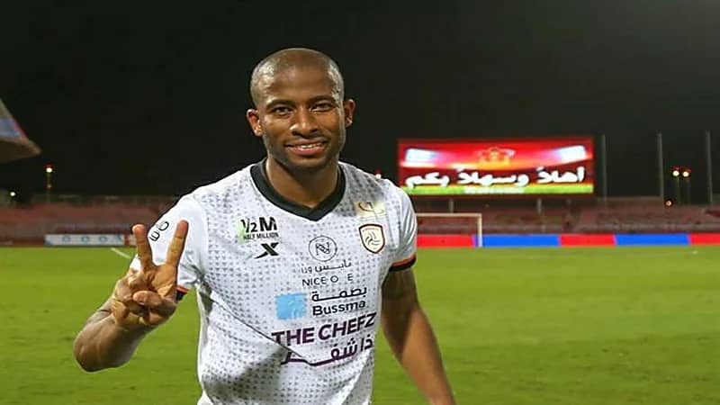 الشباب يكشف تطورات أزمة "سيبا" مع النادي