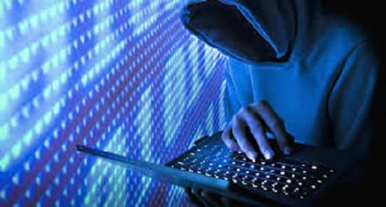 كاتبة سعودية تتنبأ بالهجمات الإلكترونية قبل حدوثها