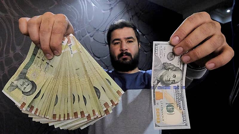 مع ترقب عقوبات جديدة..انهيار حاد للعملة الإيرانية
