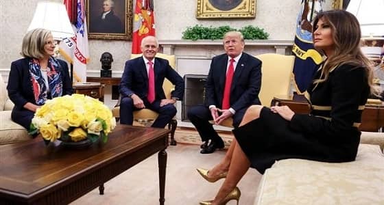 بالصور.. أغلى إطلالة تظهر بها ميلانيا ترامب