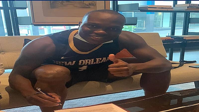 " فينسنت أبوبكر " ينضم رسميًا إلى النصر