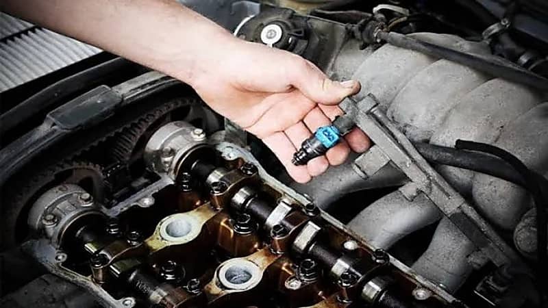 علامات انسداد بخاخات السيارات