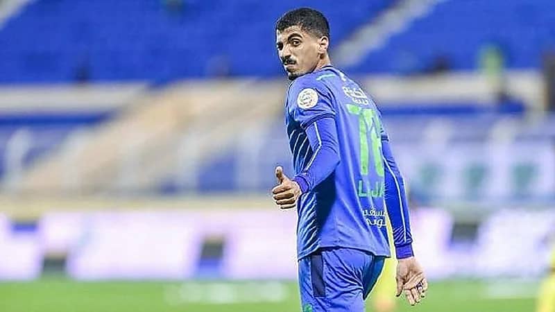 لاعب الفتح "لاجامي" يخضع لعملية جراحية ناجحة في ألمانيا