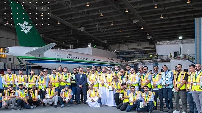 فريق سعودي يحقق إنجازًا عالميًا في صيانة الطائرات