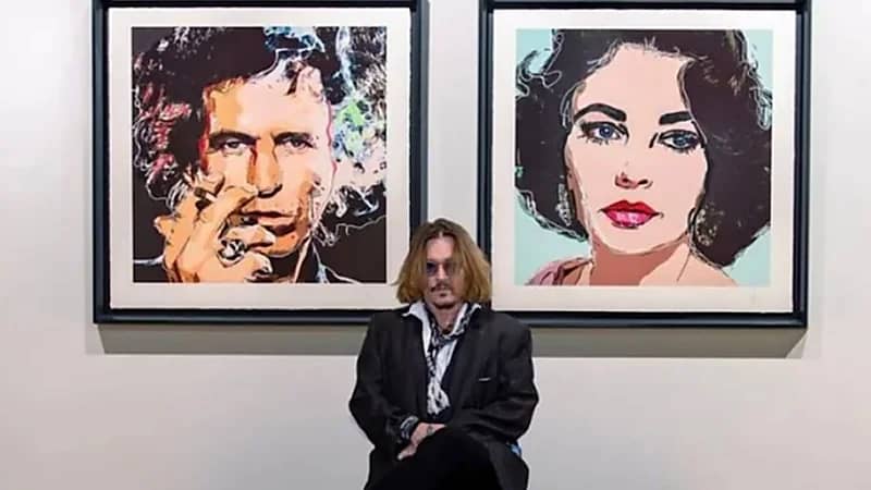 الأموال تنهمر على جوني ديب بعد بيعه لمجموعة رسوم نفذها بالكمبيوتر