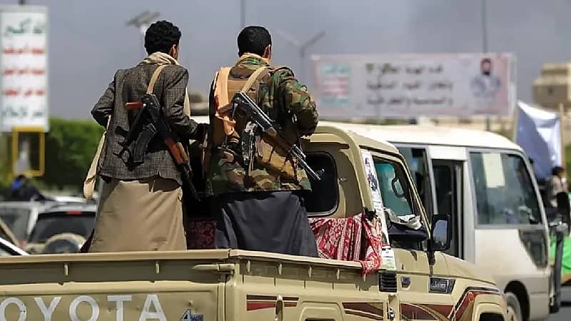 ميليشيا الحوثي تسرق حوافز المعلمين