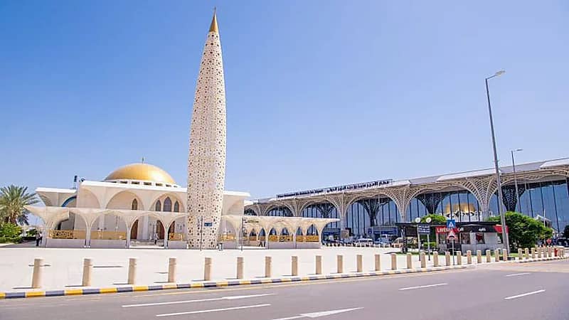 مطار الأمير محمد بن عبدالعزيز يتصدر أقل المطارات شكوى في مارس