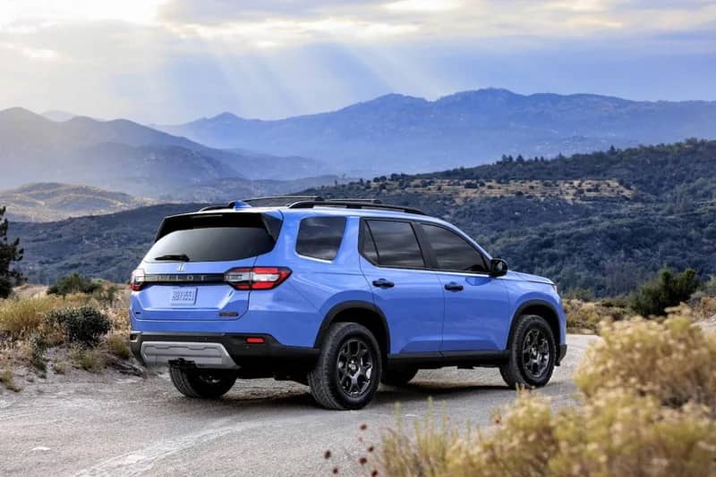 بالصور.. مواصفات هوندا بايلوت SUV موديل 2023 الجديدة