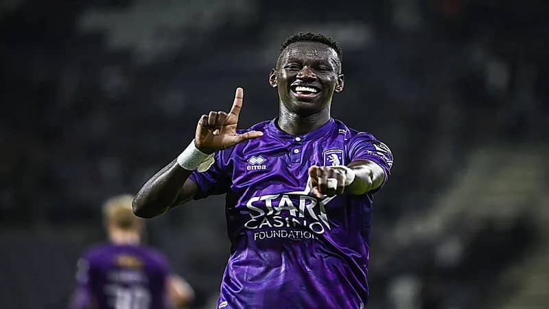 الاتحاد يؤجل النظر في عروض مروان الصحفي