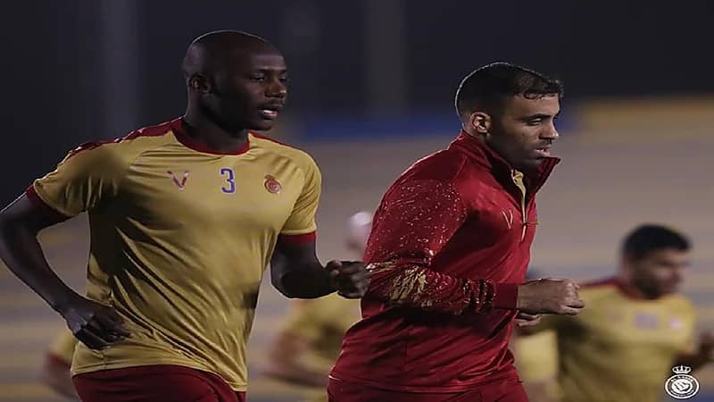 الإيقاف يهدد 6 لاعبين في النصر