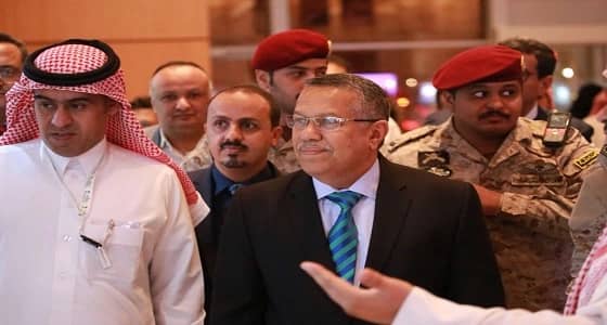 بن دغر: معرض الكتاب بالرياض متميز عن غيره