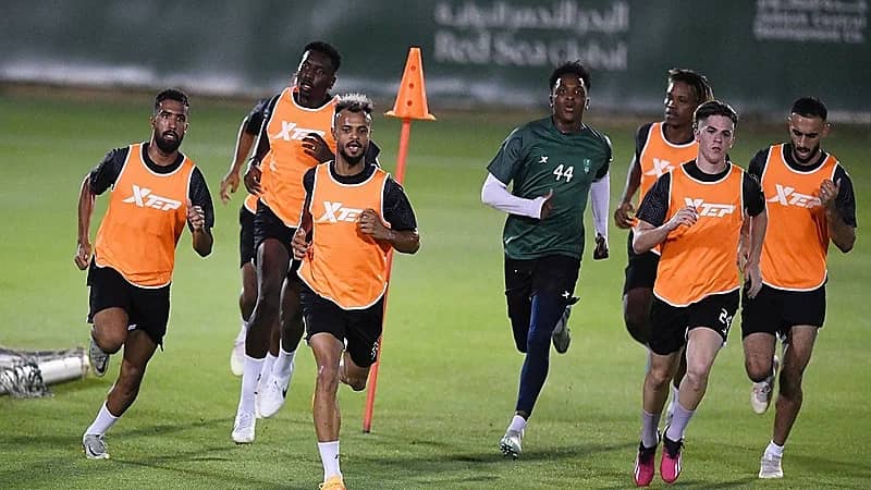 الأهلي يستغنى عن 5 من لاعبيه الأجانب