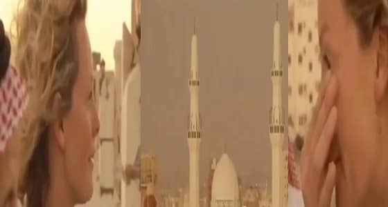 بالفيديو.. رد فعل غير متوقع من مذيعة بريطانية عقب سماعها لـ " الآذان "