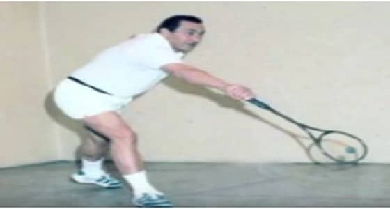 بالفيديو| سياسي كويتي يكشف تفاصيل مباراة إسكواش مع حسني مبارك رغم التهديدات